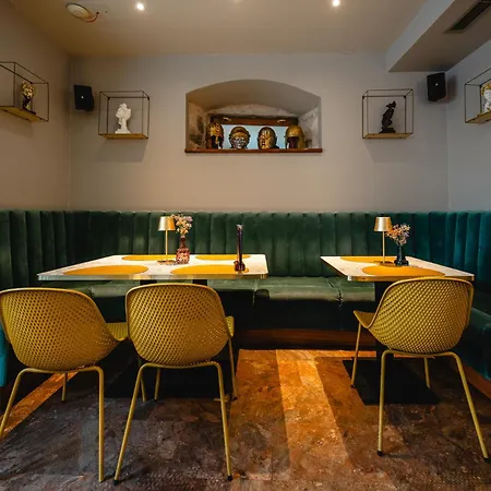 Razglednica 3* ספליט